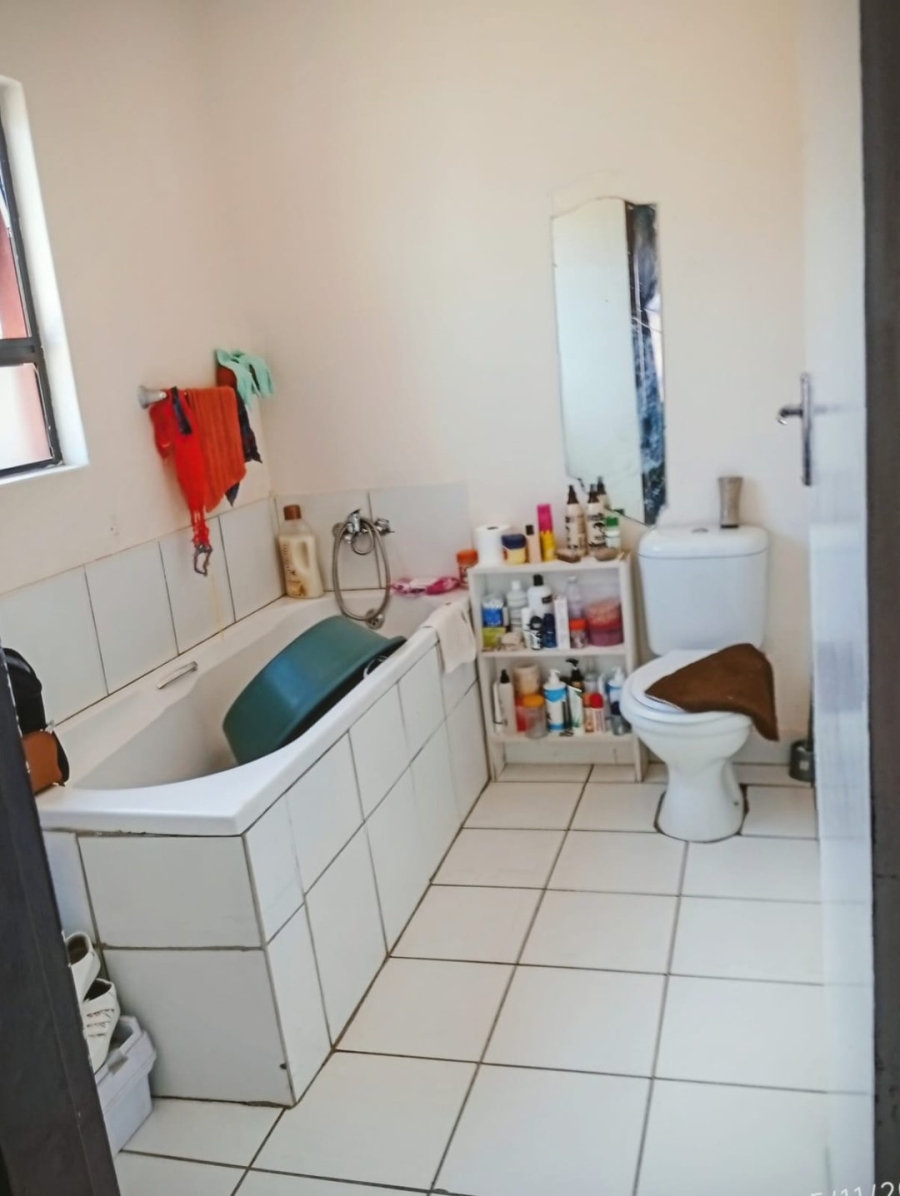 3 Bedroom Property for Sale in Pinehaven Free State